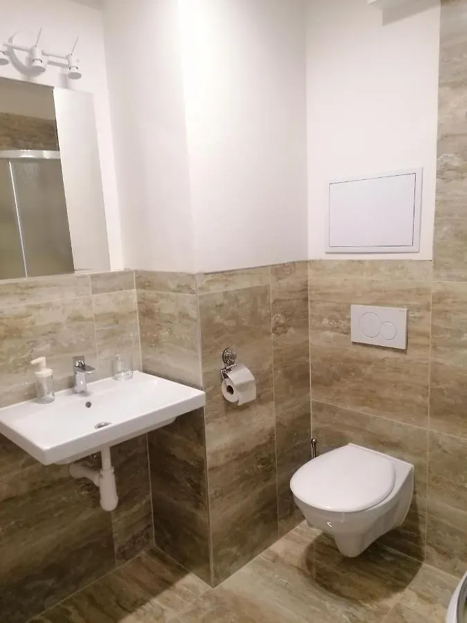 Brand New Studio Apartment # 45 With Free Parking In The City Center Prague